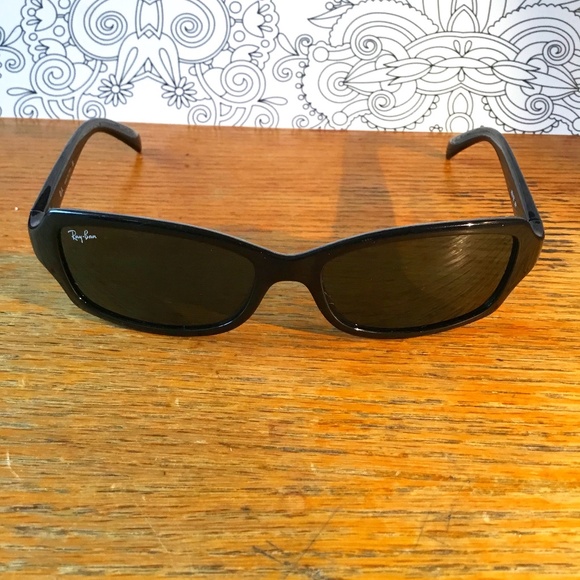 Rayban Accessories - Rayban RBI’s 2130 901==frames only==lenses are scratched== need replacing